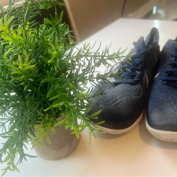 Nike Rn Flyknit - Picture 3 of 5